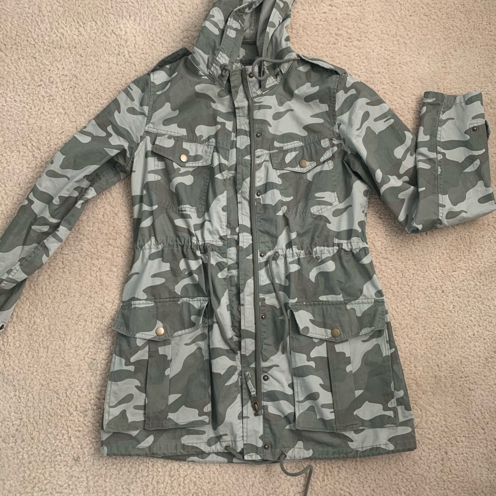 Apt 9 Camo Jacket